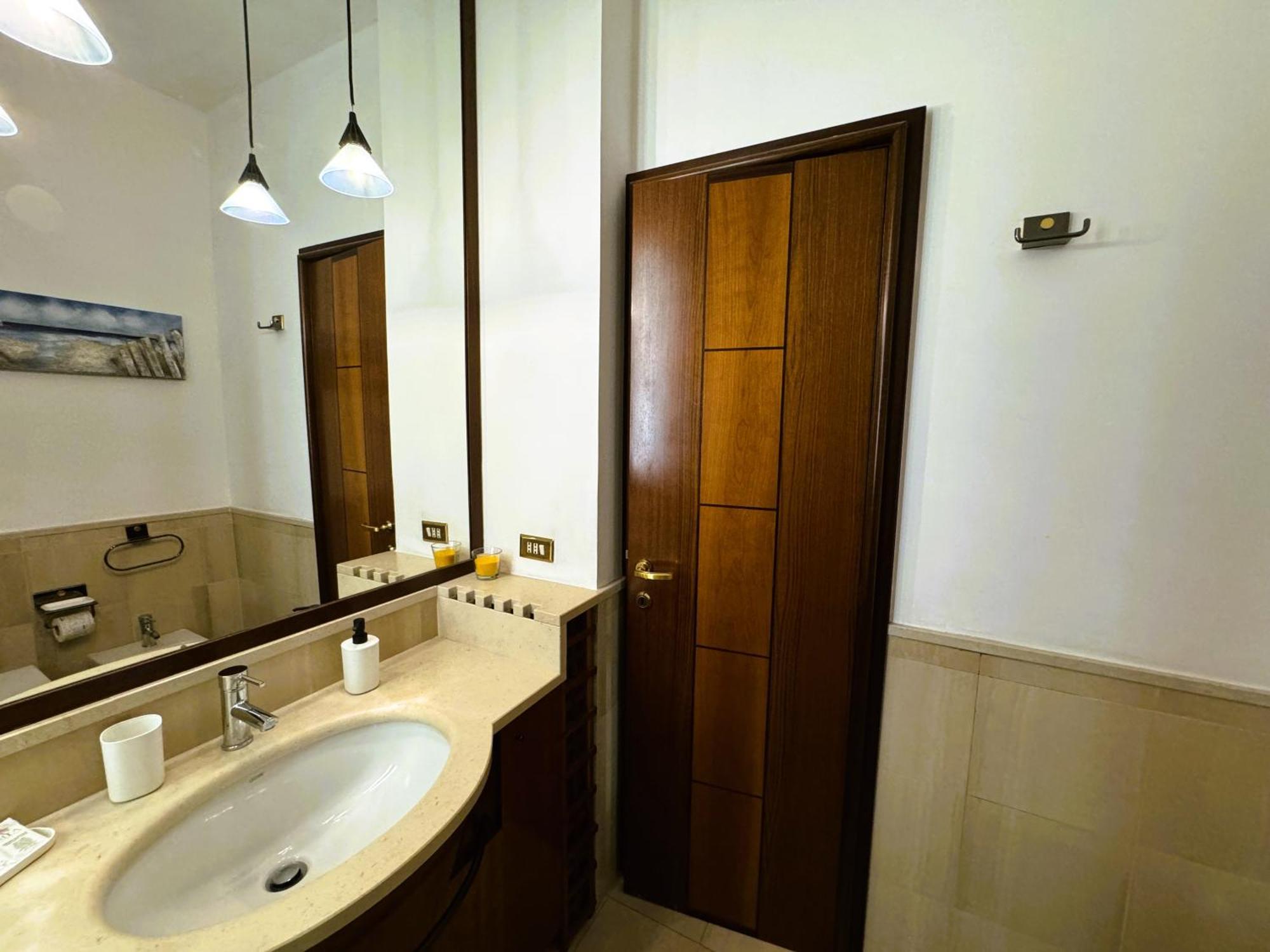 Appartamento Attico 72 Bari Esterno foto